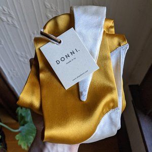 DONNI SILK SCARF / SKINNY GOLD & WHITE SCARF